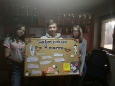 Przygotowania do Dnia Kobiet