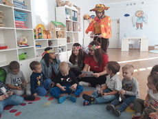 Lec� li�cie z drzew …