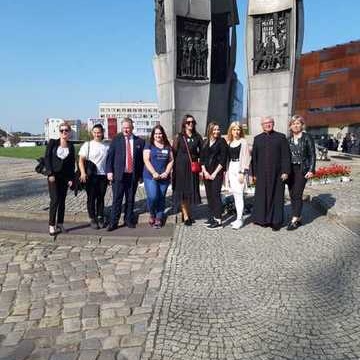 Uroczycie, historycznie i patriotycznie …