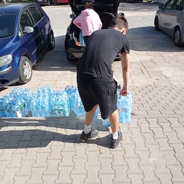 Modzie 7-18 w akcji dla powodzian 