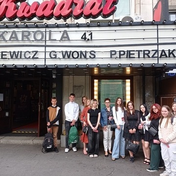 Warszawski 7-28 HP w Teatrze Kwadrat na „Ciotce Karola” 