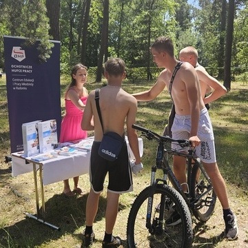 Letni Punkt Doradczo–Informacyjny nad Jeziorem Kozienickim 