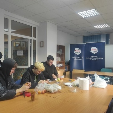 Europejski Dzie�  Zdrowego Jedzenia i Gotowania w  7-2 Hufcu Pracy w Ostro��ce