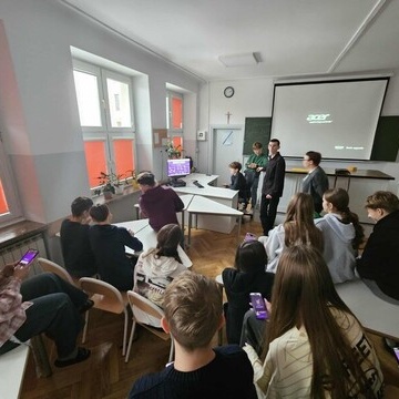 „Moja przysz�o�� – moja decyzja” – spotkanie z uczniami SP w Wyszkowie
