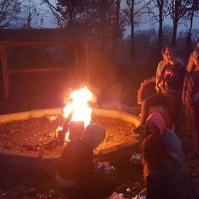 „... pieczony ziemniak, ogniska smak…”