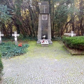 Listopadowy czas refleksji i zadumy”