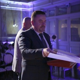 Empatyczna, wraliwa i bezinteresowna…