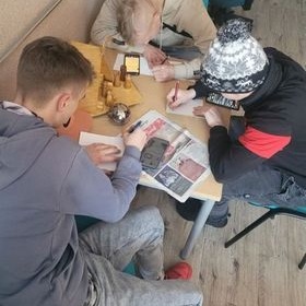Kartki niosce rado
