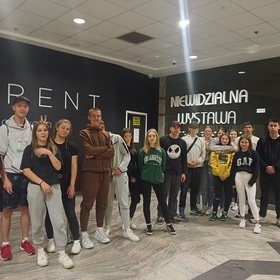 Dzie z kultur