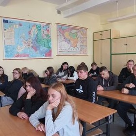 Ryzykowne zachowania w sieci
