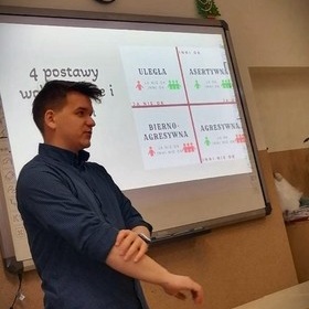 Szkolenia: hejt, trudne emocje, dopalacze