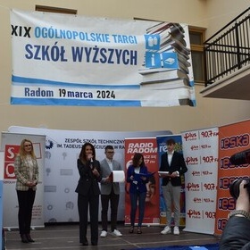 XIX OGLNOPOLSKIE TARGI SZKӣ WYSZYCH W RADOMIU