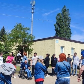 Klub Absolwenta w  Hufcu Pracy 7-5 w Ciechanowie.