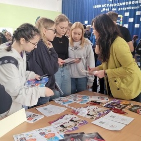Bieg do przyszoci: Targi Edukacyjno-Zawodowe w Pocku 