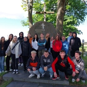 Ostatni Bastion Ksistwa Mazowieckiego: Wycieczka uczestnikw 7-19 HP w Misku Mazowieckim