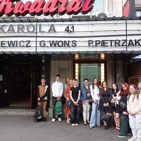 Warszawski 7-28 HP w Teatrze Kwadrat na „Ciotce Karola” 