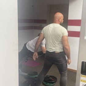 Aktywnie i bezpiecznie: Wizyta w poskiej siowni 