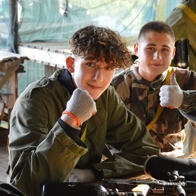 Wyjazd integracyjny modziey z OSiW w Jaciku: Paintball, miech i druynowy duch!
