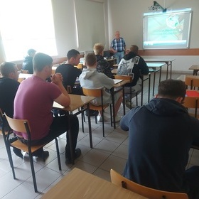 W Ciechanowie szkolimy operator�w w�zka jezdniowego podno�nikowego 