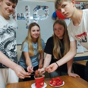 Lipcowe inicjatywy uczestnik�w 7-19 Hufca Pracy w Mi�sku Mazowieckim