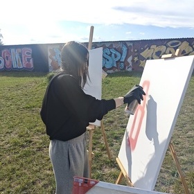 Warsztaty Street Art w 7-2 HP w Ostro��ce