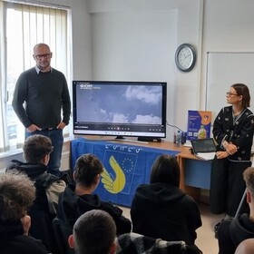 Spotkanie edukacyjne na temat przeciwdzia�ania handlowi lud�mi w Siedlcach 