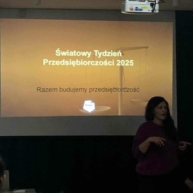 Razem budujemy przedsi�biorczo��- Tydzie� Przedsi�biorczo�ci w P�ocku 