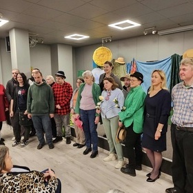 Mi�dzynarodowy Dzie� Tolerancji – spotkanie wyszkowskiej m�odzie�y ze sztuk� i empati�
