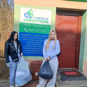Podaruj ubranie, podziel si� ksi��k�: Akcja charytatywna w 7-2 HP w Ostro��ce