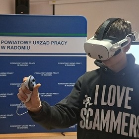 VR Start w Zaw�d: Wirtualna podr� po �wiecie zawod�w – inspiruj�ce warsztaty m�odzie�y z CEiPM w Radomiu