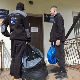 Nie dla elektro�mieci: Zbi�rka w 7-2 Hufcu Pracy w Ostro��ce
