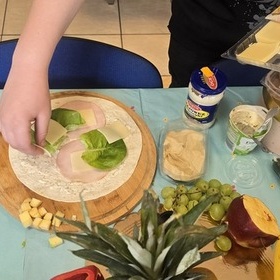 Zdrowe i kolorowe przek�ski w M�awie