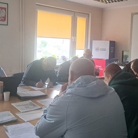 Gie�da Pracy - Spotkanie rekrutacyjne z przedstawicielami firmy LAVORO due w CEiPM w Radomiu